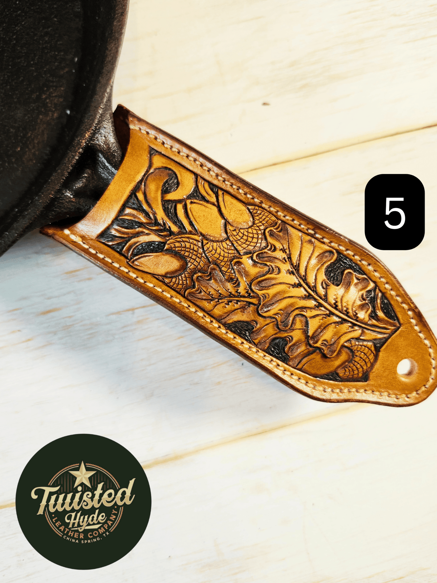 Cast Iron Skillet Handle Cover - Twisted Hyde Leather Co.
